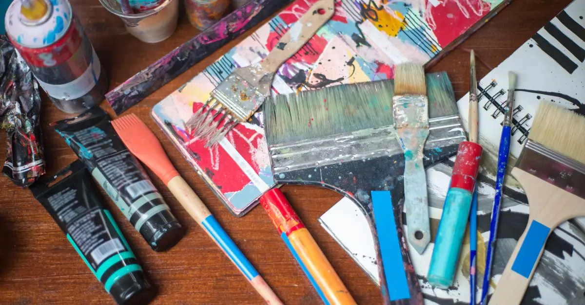 Les fournitures essentielles pour les artistes professionnels