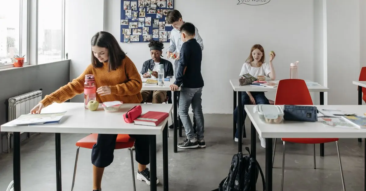 Comment choisir des fournitures scolaires adaptées à chaque élève