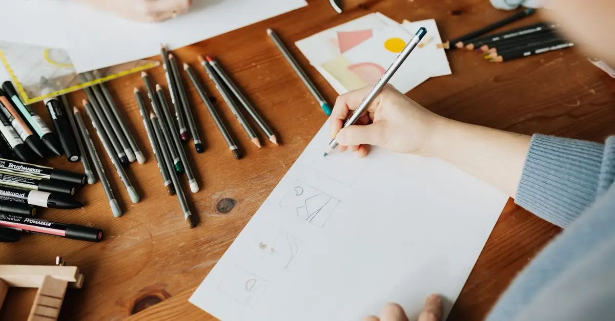 Guide complet des fournitures pour le dessinateur