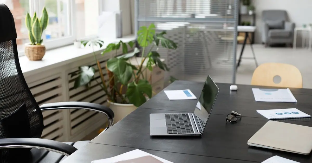 Comment bien choisir vos fournitures de bureau indispensables