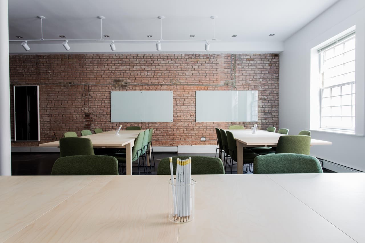 Top 10 des fournitures indispensables pour le bureau en 2026