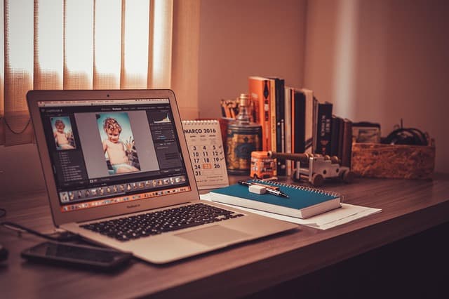 Les 10 fournitures de bureau indispensables pour chaque professionnel